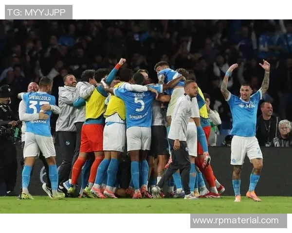 埃因霍温主场迎战国际米兰双方争夺欧战小组出线关键战役