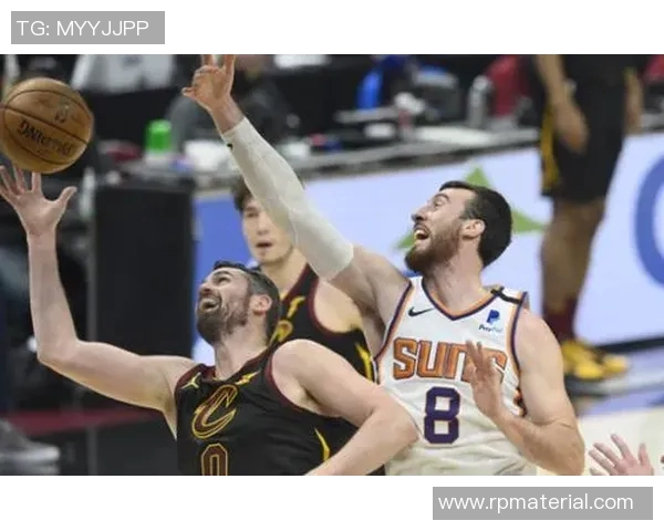 用法兰克福豪夺客场胜利，展现实力势不可挡