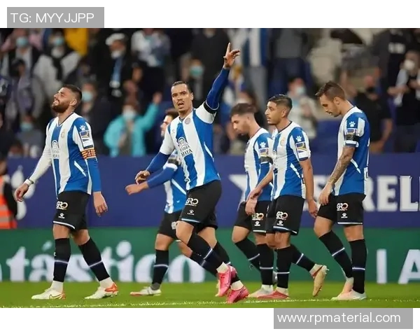 皇家社与赫罗纳的激烈对决谁能在西甲赛场上笑到最后 皇家社与赫罗纳的激烈对决谁能在西甲赛场上笑到最后