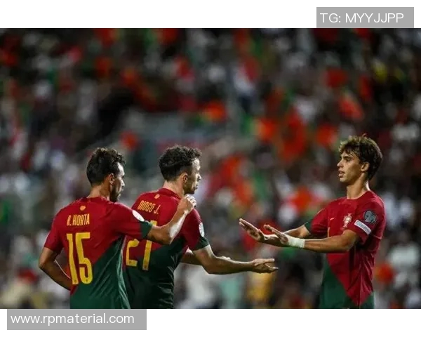 圣保罗与弗卢米对决前瞻分析双方实力与战术博弈的精彩碰撞